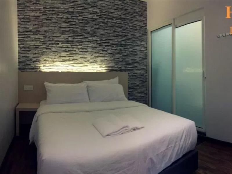 H Hotel Segamat Eksteriør billede